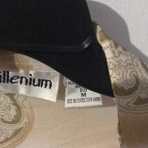 Blouse - Picture 3 of 3